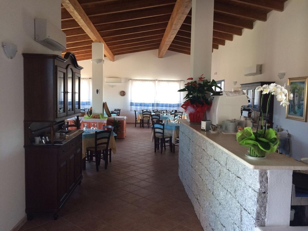 Вилла Agriturismo Mieleamaro Ольбия Экстерьер фото