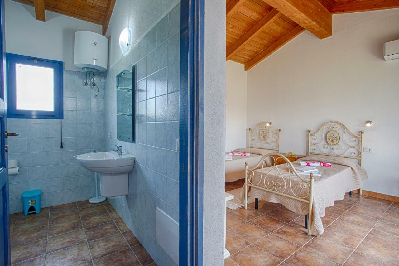Вилла Agriturismo Mieleamaro Ольбия Экстерьер фото